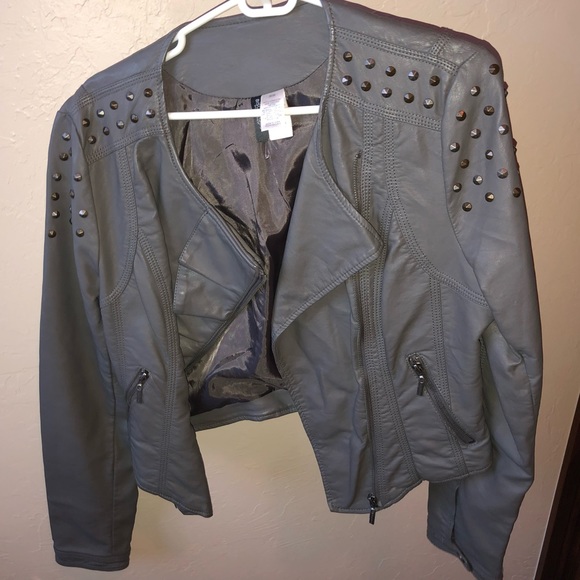 Cropped Jacket - Picture 2 of 2